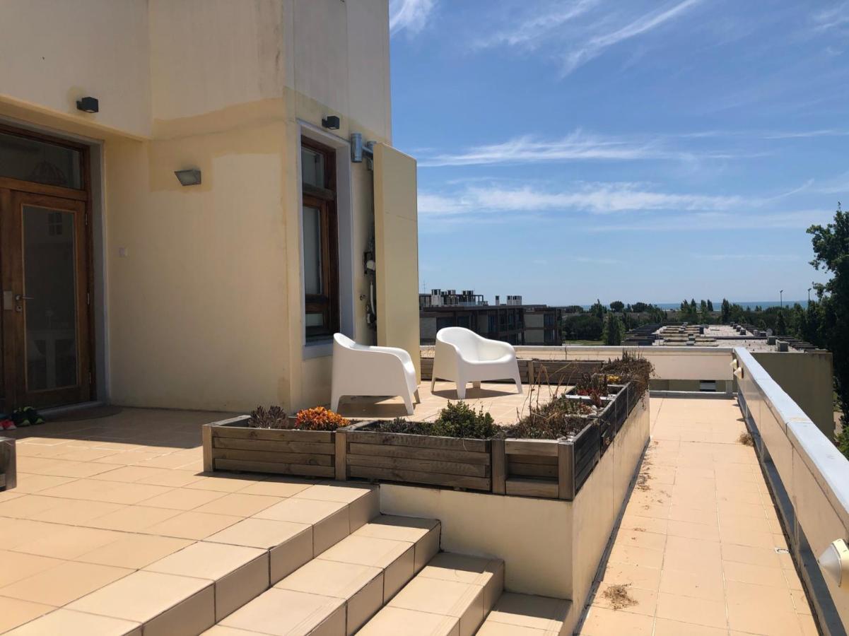 Beautiful Penthouse Apartment With Terrace - 4 Minute Walk To The Beach Tróia Exterior foto